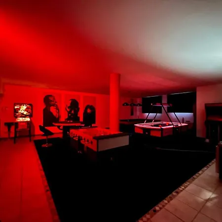 Wow House - Ampia Con Piscina E Sala Giochi